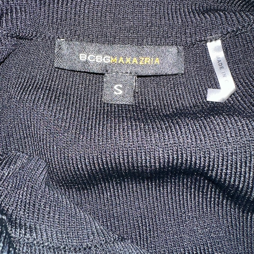 BCBGMaxAzria Classic Black A-Line Skirt - Picture 2 of 10